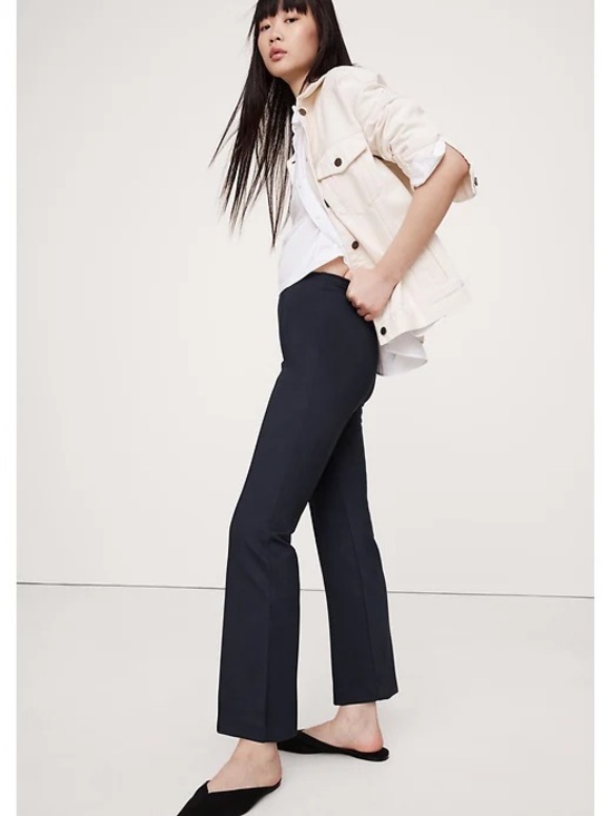 Banana Republic Pants - Banana Republic Crop Flare Everywhere Ponte Pull-On Pant | Navy Blue | Large